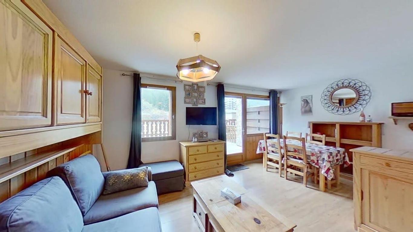 Casa-Amelie Terrace With View And Parking Appartement Vars  Buitenkant foto