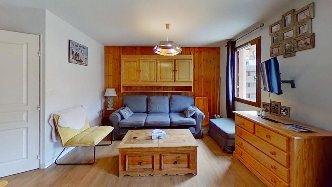 Casa-Amelie Terrace With View And Parking Appartement Vars  Buitenkant foto